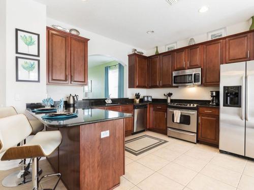 Popular attractions Area Nearby Property